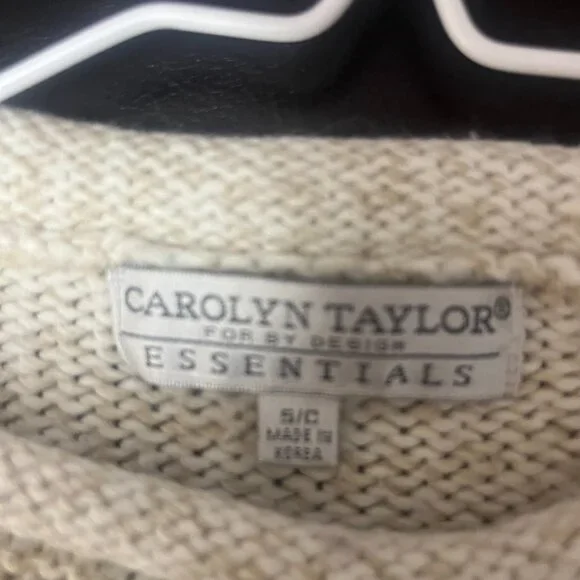 women's oatmeal color sweater - Picture 3 of 5